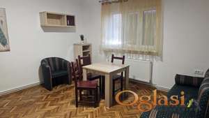  LEP DVOSOBAN STAN U KUĆI, SA PARKING MESTOM, PET FRIENDLY, SLANA BARA