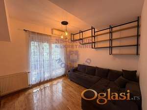 Odlican dvosoban stan na Grbavici!