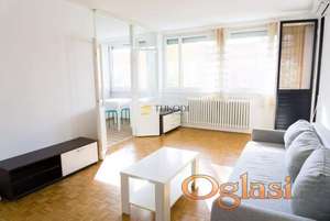 Za izdavanje svetao 2.0 stan u 21. bloku