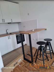 POLUNAMEŠTEN JEDNOIPOSOBAN STAN NA SEVERNOM TELEPU, SA GARAŽNIM MESTOM