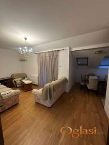 DVOIPOSOBAN STAN U VALENTINA VODNIKA