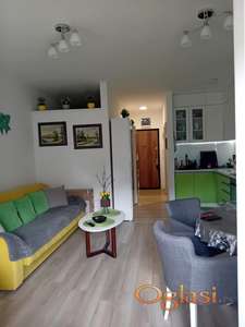 Beočin Lux stan 40m2 top lokacija HITNO!