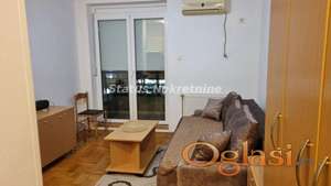 NAMEŠTENA GARSONJERA 25M2 GRBAVICA, KOD BULEVARA, ODLIČNA POZIIJA, 290EU