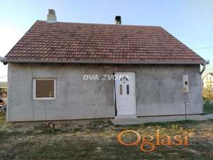 NOVOIZGRAĐENA KUĆA U KRČEDINU