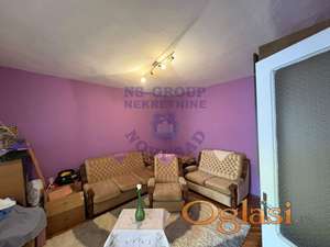 Porodična kuća u centru Kovilja!