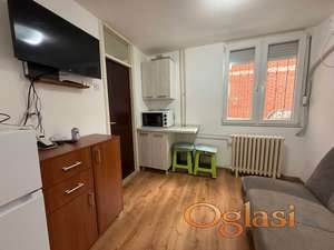 Odličan mali studio na Novom Naselju