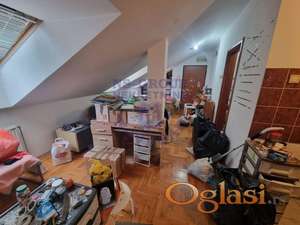 Na prodaju setosoban na Novoj Detelinari