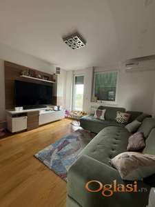 Prodaje se lux 4-soban u novogradnji,garaže ID#18850