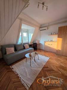 NOVI SAD - CENTAR - 20m2 - 250 evra