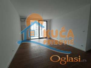 Izdaje se neuseljavan stan u novom kompleksu Planet Residence, 76m2