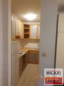 Odmah useljiv jednosoban stan na odličnoj lokaciji