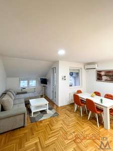 Stan NOVI SAD,SOMBORSKI BULEVAR,kv: 64, € 164800, ID: 1019452
