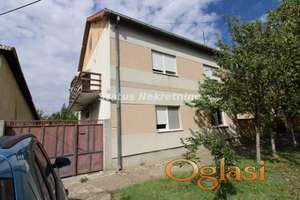 Odlična spratna kuća na odličnoj lokaciji.