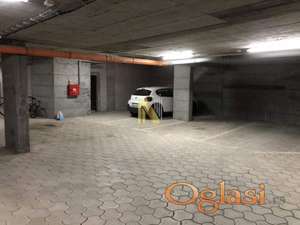 Podbara, Đorđa Rajkovića, garažno mesto