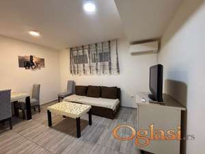 Odličan 1.5 stan sa parking mestom u ceni!