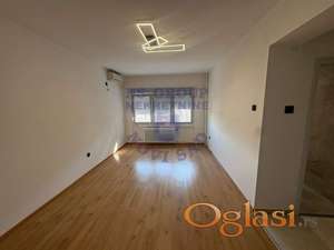 Na prodaju dvosoban stan . Ivona 065/4019279