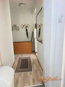 Izdajem stan 50m2 u Nisu
