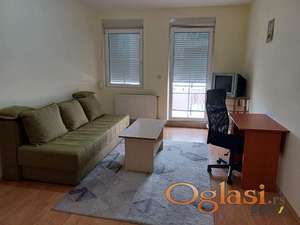 NAMEŠTEN DVOSOBAN PET FRIENDLY STAN NA GRBAVICI