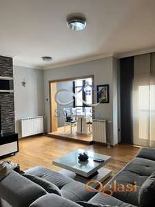 Novi Sad, Strogi centar grada - Namešten trosoban stan ID#1620