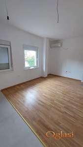 PETROVARADINA PRAZAN ,USELJIV STAN