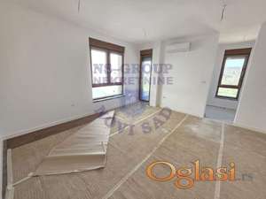 Perfektan dvoiposoban stan savršenog rasporeda sa dva kupatila.