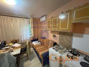 ***Jednoiposoban Detelinara 32m2****