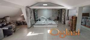 lokal, Zemun, Trg Branka Radičevića, 151m2, I sprat ID#1585