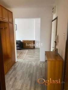 Uknjižen 2.5 stan - Braće Jerković ID#4121