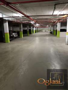 Garažno mesto! Raskrsnica Temerinske i Jovana Cvijića!