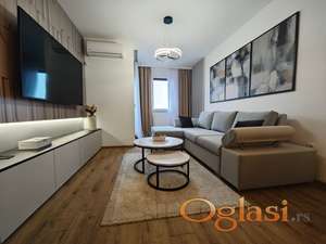 Luksuzno Uređen Jednoiposoban Stan U Novoj Zgradi – Centar Rume, 43.55 m² + Prostrana Terasa