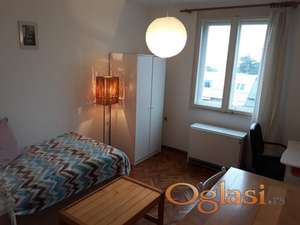 Lipov Lad, Bulevar kralja Aleksandra, 20 m2