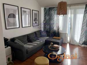 Dvosoban dupleks u neposrednoj blizini Riblje pijace 46m2