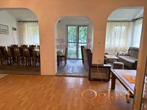 Sjajna vikendica u Bezdanu!