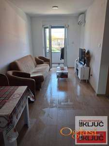 BLIZINA LIPOV GAJA, 41m2, Dvosoban, Namešten, Parking, Novogradnja