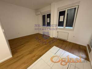 odlična useljiva garsonjera sa pdv-om kod sajma