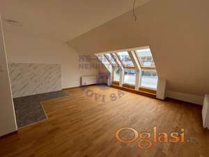 Trosoban nov- useljiv stan- Stari Majur!