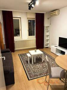 NOVI SAD - IZDAJE SE POTPUNO OPREMLJENA GARSONJERA
