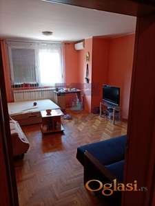 Može biti dvosoban, bez ulaganja! N. Detelinara!
