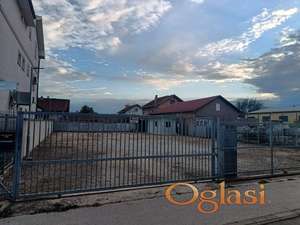 Plac u Veterniku na glavnom putu