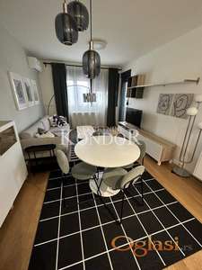 Vrtovi Ceraka,Novogradnja,lux 2.5 namešten stan ID#1186