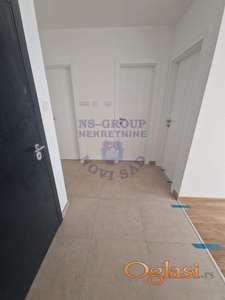 Prodaje se  trospratna LUX vila na Grbavici.
