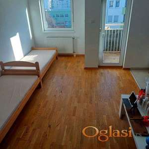 Trosoban stan na Podbari! 74m2