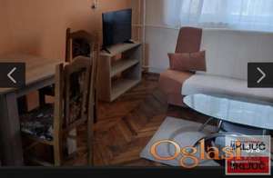 Centar,22 m2 Garsonjera,Nameštena,Visoko prizemlje