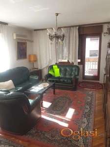 Trosoban stan u centru, Marger ID#7004