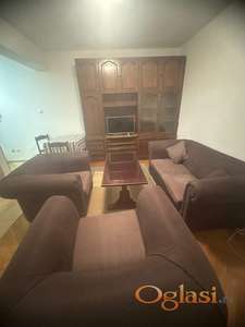 Izdaje se kompletno namešten jednoiposoban stan – Kolo srpskih sestara