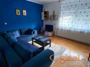 Fenomenalna kuća u Kaću