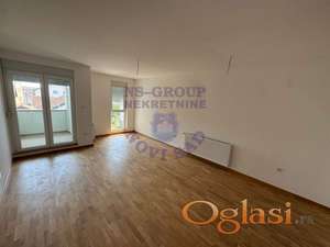 Odličan dvosoban stan na samom početku Adica