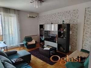 Stan sa zasebnim dvorištem ID#8149