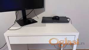 Radni sto i kancelarijska stolica 7500 dinara