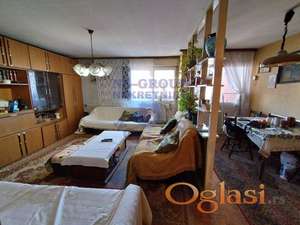 Trosoban stan odličnog rasporeda na Limanu 4, 80 m2